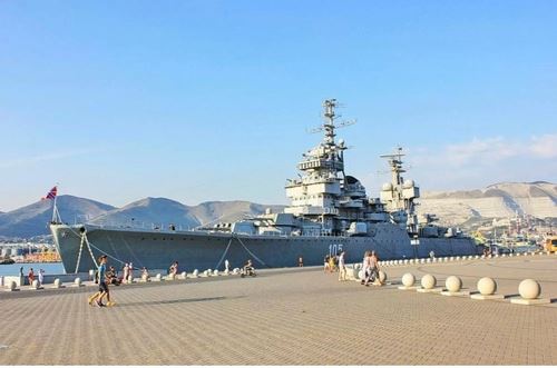 
<p>                                Соревнования по самбо на борту крейсера Михаил Кутузов пройдут в Новороссийской бухте 24 июля</p>
<p>                        