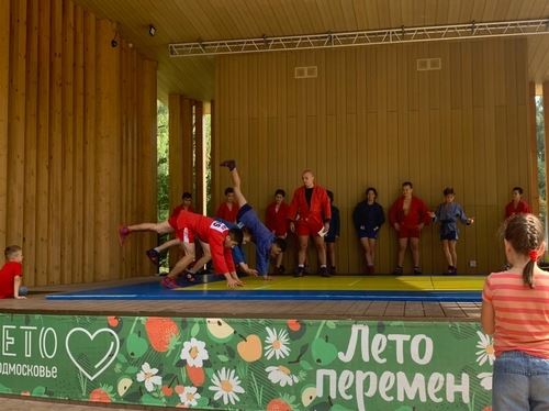 
<p>                                В городе Мытищи прошёл мастер-класс по самбо</p>
<p>                        